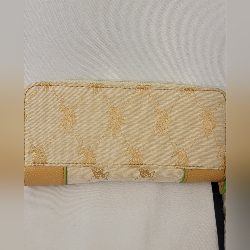 U.S. Polo Assn. Double Zip Women's Wallet - Picture 6 of 13
